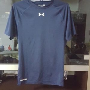Under Armour large compression  t shirt